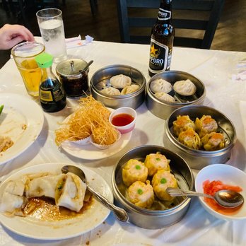 Shanghai Restaurant - Shrimp shumai, pork shumai, pan fried leek dumpling, fried shrimp ball, soup dumplings, and beef rice roll - Dim Sum Near Me - Austin, Texas Shanghai Restaurant - Shrimp shumai, pork shumai, pan fried leek dumpling, fried shrimp ball, soup dumplings, and beef rice roll - Dim Sum Near Me - Austin, Texas