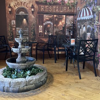 Sidestreets Deli & Bakery - Seating area - Delis Near Me - Charlotte, Michigan Sidestreets Deli & Bakery - Seating area - Delis Near Me - Charlotte, Michigan