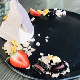 Don't know name but amazing desert!! Don't know name but amazing desert!!