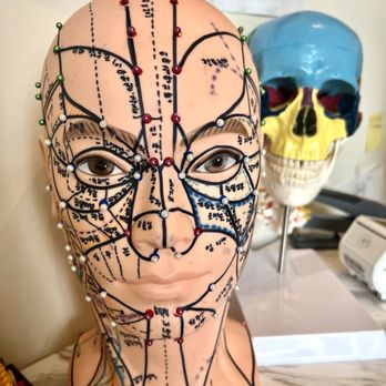 Eroun Aesthetics - Skin Care Near Me - Los Angeles, California Eroun Aesthetics - Skin Care Near Me - Los Angeles, California
