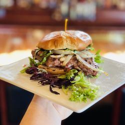 Golden Leaf Bistro