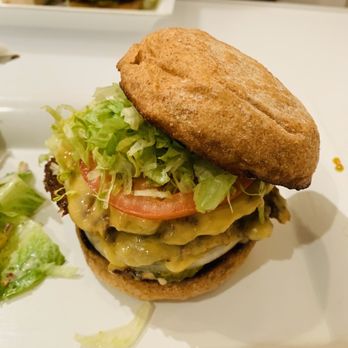 Burger Lounge - Husky burger - Burgers Near Me - Campbell, California Burger Lounge - Husky burger - Burgers Near Me - Campbell, California