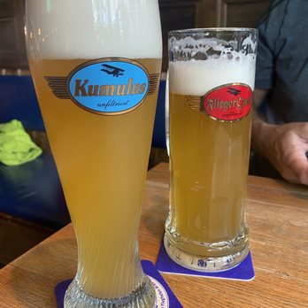 Airbräu - A Fruit and a Hoppy - Bavarian Near Me - München Flughafen, BY Airbräu - A Fruit and a Hoppy - Bavarian Near Me - München Flughafen, BY