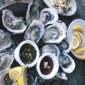 Blue Pointe Oyster Bar and Seafood Grill - New England Cold Water Oysters - Seafood Near Me - Fort Myers, Florida Blue Pointe Oyster Bar and Seafood Grill - New England Cold Water Oysters - Seafood Near Me - Fort Myers, Florida
