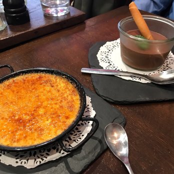Le Volant Basque - Creme brulee, mousse au chocolat - Basque Near Me - Paris, 75 Le Volant Basque - Creme brulee, mousse au chocolat - Basque Near Me - Paris, 75