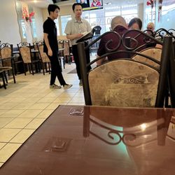 Very friendly staff, nice clean restaurant!