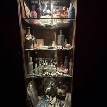 The Olde Pink House - Coffee & Tea Near Me - Savannah, Georgia
