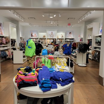 Gap - Children's Clothing Near Me - Minnetonka, Minnesota Gap - Children's Clothing Near Me - Minnetonka, Minnesota