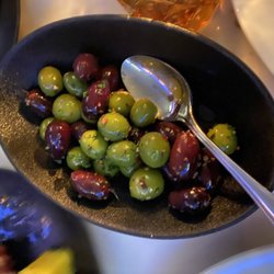 Zitto Zitto Taverna - Warm Olives - an all-around hit