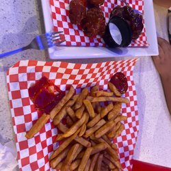 El Rinconcito Bar & Grill - Muy rico recomendado