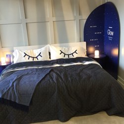 Casper - The Square - Mattress Display