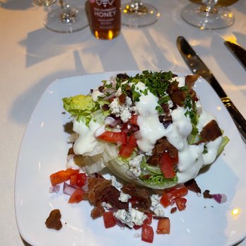 Clos LaChance Winery - Salad - Wineries Near Me - San Martin, California Clos LaChance Winery - Salad - Wineries Near Me - San Martin, California