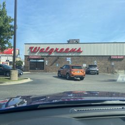 Exterior photo of Walgreens - Chicago, Illinois Exterior photo of Walgreens - Chicago, Illinois