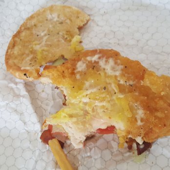 Wendy's - They spit on my sandwich. All that's supposed to be on there is ranch. What the hell is the yellow from? A lugi? And no, there's no pickles. - Burgers Near Me - Fountain, Colorado Wendy's - They spit on my sandwich. All that's supposed to be on there is ranch. What the hell is the yellow from? A lugi? And no, there's no pickles. - Burgers Near Me - Fountain, Colorado