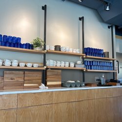 HomeGrown - Springdale - Clean and fresh decor