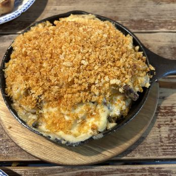 Luella's Southern Kitchen - Brisket mac: hard, hard pass!! - Southern Near Me - Chicago, Illinois Luella's Southern Kitchen - Brisket mac: hard, hard pass!! - Southern Near Me - Chicago, Illinois