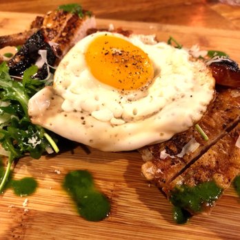 R Kitchen - Crispy chicken with and egg and Roma tomatoes - New American Near Me - Charleston, South Carolina R Kitchen - Crispy chicken with and egg and Roma tomatoes - New American Near Me - Charleston, South Carolina