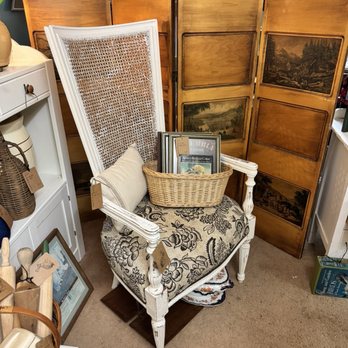 Emporium Ayala - Antique booth - Furniture Stores Near Me - Centralia, Washington Emporium Ayala - Antique booth - Furniture Stores Near Me - Centralia, Washington