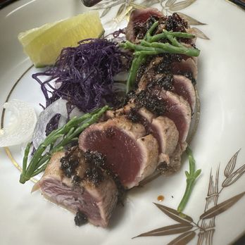 Little Plum - Ahi tataki - Asian Fusion Near Me - Honolulu, Hawaii