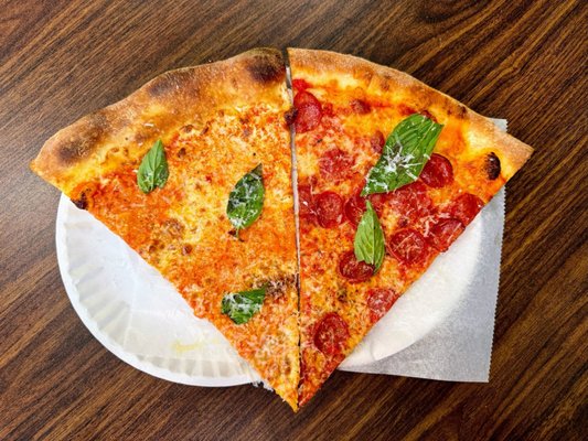 Lucia Pizza Of UES by null