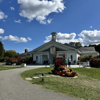 Norman Rockwell Museum - Outside - Museums Near Me - Stockbridge, Massachusetts