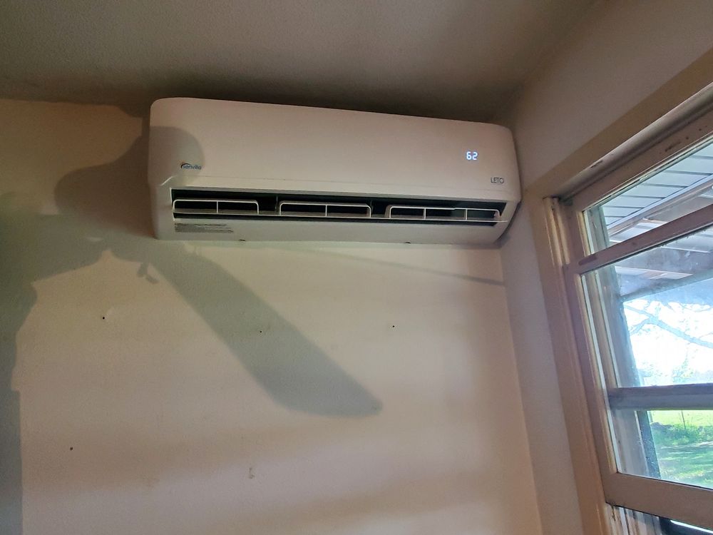 Slide of Leon Plumbing, Heating & Cooling