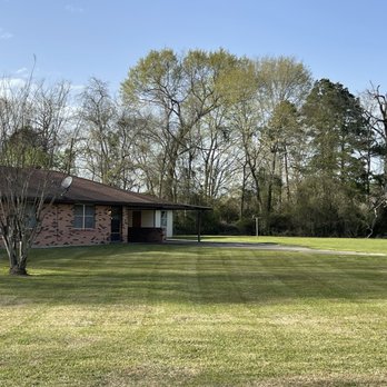 Pitts And Son Lawn Care - Mowing - Lawn Services Near Me - Etoile, Texas