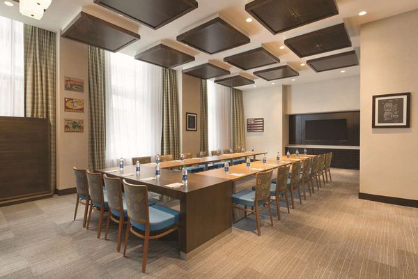 Hampton Inn & Suites Washington DC-Navy Yard by null