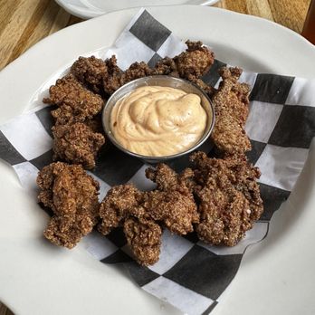 Bunny's Buckets & Bubbles - Cornmeal Fried Oysters - Chicken Shop Near Me - Baltimore, Maryland Bunny's Buckets & Bubbles - Cornmeal Fried Oysters - Chicken Shop Near Me - Baltimore, Maryland
