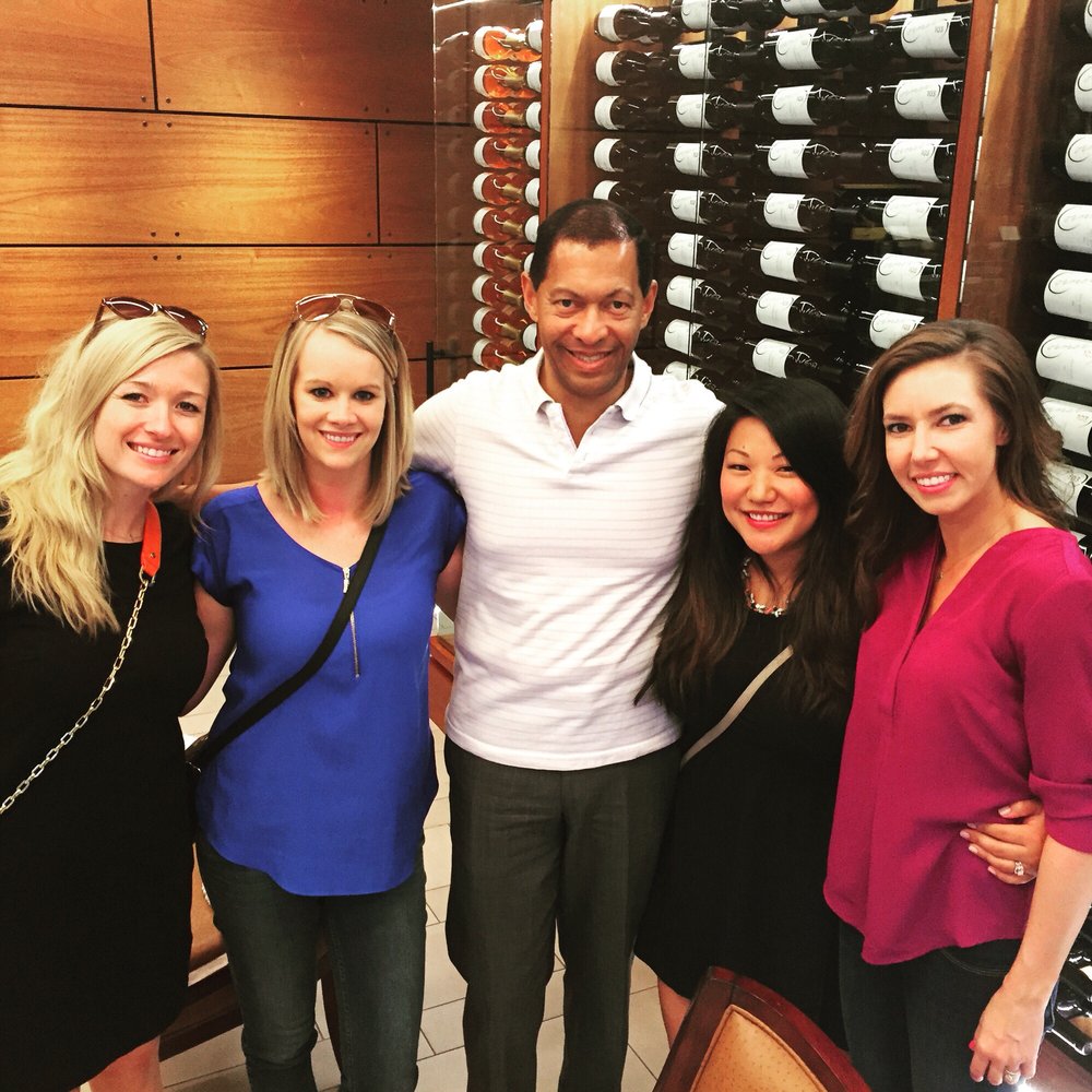 Corner 103 - Lloyd's hospitality is unrivaled! - Wineries Near Me - Sonoma, California