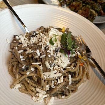 Mad & Vin - Mushroom pasta - New American Near Me - Solvang, California Mad & Vin - Mushroom pasta - New American Near Me - Solvang, California