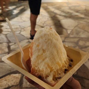Island Vintage Shave Ice - Shaved Ice Near Me - Honolulu, Hawaii Island Vintage Shave Ice - Shaved Ice Near Me - Honolulu, Hawaii