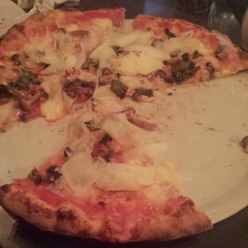 Pomo - Phoenix - The "Lodigiana" - Pizza Near Me - Phoenix, Arizona