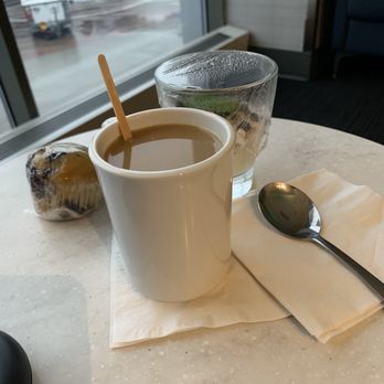 The Lounge - Airport Lounges Near Me - Boston, Massachusetts The Lounge - Airport Lounges Near Me - Boston, Massachusetts