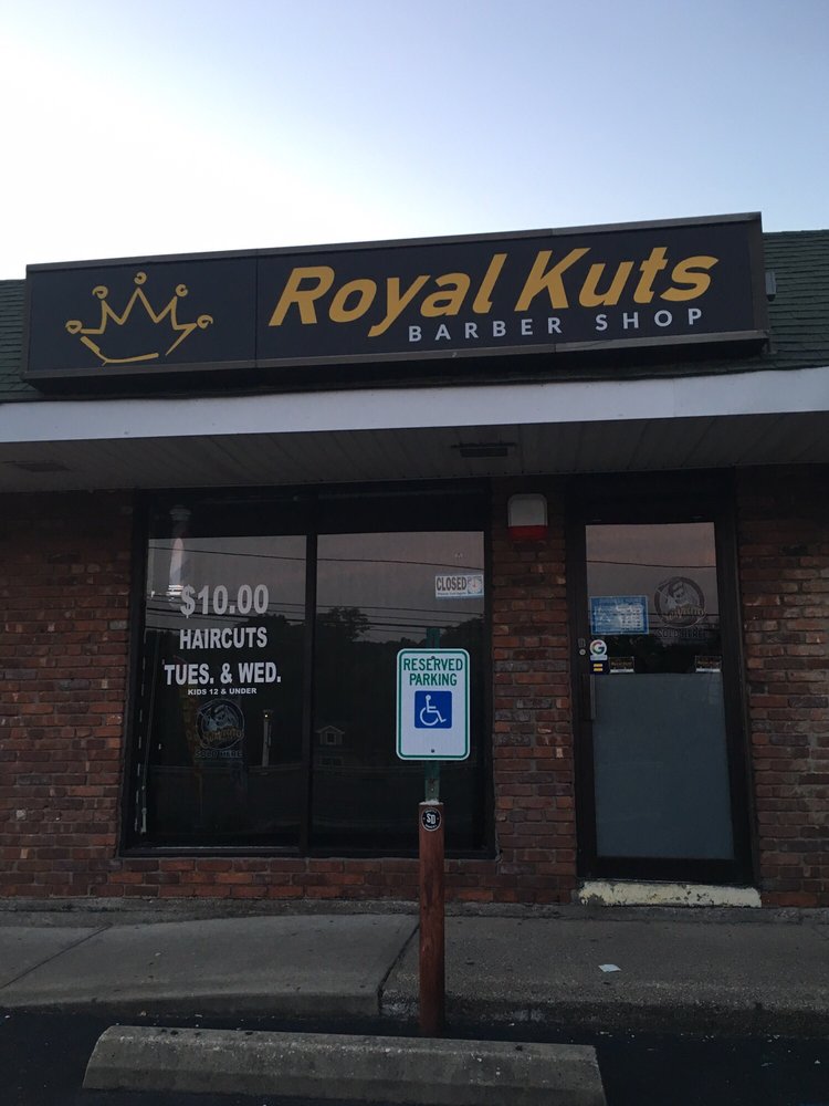 Royal Kuts Logo
