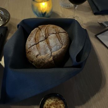 Narcoossee's - Bread service - New American Near Me - Lake Buena Vista, Florida Narcoossee's - Bread service - New American Near Me - Lake Buena Vista, Florida