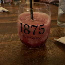 Mixer berry wine slushy