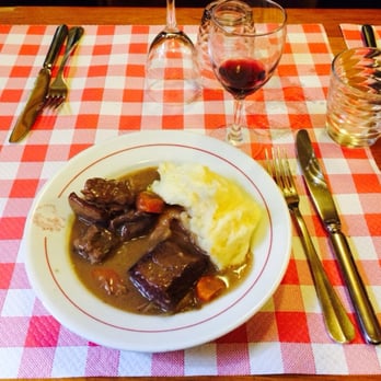 Polidor - Beef bourguignon - French Near Me - Paris, 75 Polidor - Beef bourguignon - French Near Me - Paris, 75