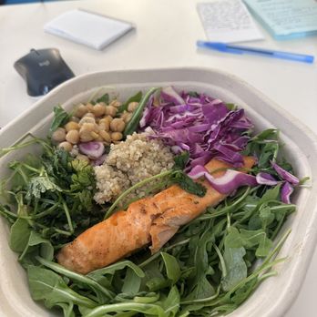 sweetgreen - Healthy Salads, Wraps, and Bowls - Fish salad - Salad Near Me - New York, New York sweetgreen - Healthy Salads, Wraps, and Bowls - Fish salad - Salad Near Me - New York, New York