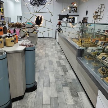 Roasted! - Chocolatiers & Shops Near Me - Temple Terrace, Florida