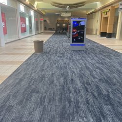 Jefferson Mall - Common area