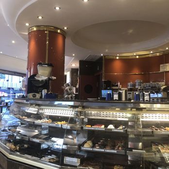 Ysla - Desserts Near Me - Granada, GR