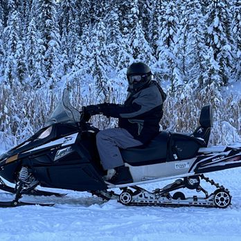 Fairbanks Snow Sleighers - Tour on snow mobile - Tours Near Me - Fairbanks, Alaska Fairbanks Snow Sleighers - Tour on snow mobile - Tours Near Me - Fairbanks, Alaska