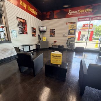 Tires Plus - Store interior opposite direction - Tires Near Me - Brandywine, Maryland