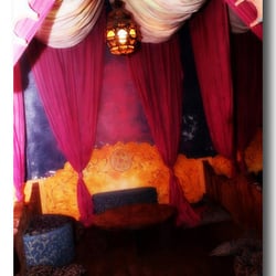 Madras Lounge
