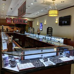 Waldin Jewelers - So many options. All styles of jewelry.
