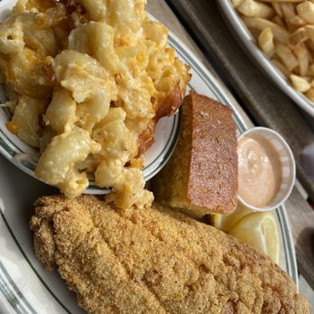 Peaches HotHouse - Crispy Fried Catfish Mac and Cheese - Southern Near Me - Brooklyn, New York Peaches HotHouse - Crispy Fried Catfish Mac and Cheese - Southern Near Me - Brooklyn, New York