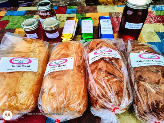 Kinoole Farmers Market by null