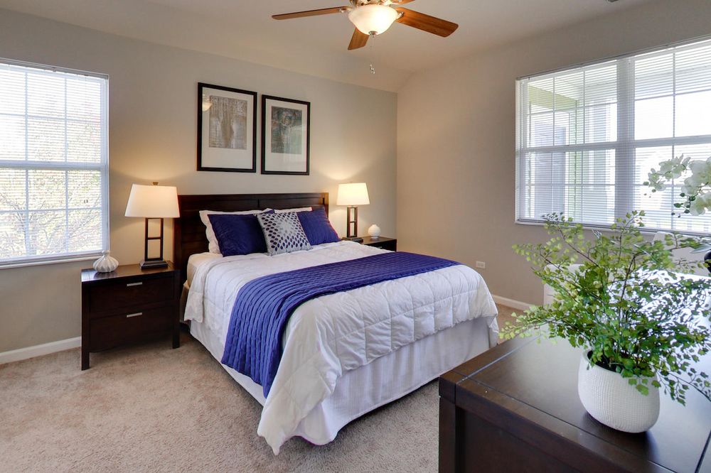 GLENMUIR OF NAPERVILLE APARTMENTS Updated September 2024 109 Photos 2604 Rockport Ln