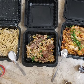 Pepper Lunch - From left to right: teppan pasta, basic beef pepper rice and kimchi beef with cheese pepper rice. - Japanese Near Me - Alhambra, California Pepper Lunch - From left to right: teppan pasta, basic beef pepper rice and kimchi beef with cheese pepper rice. - Japanese Near Me - Alhambra, California